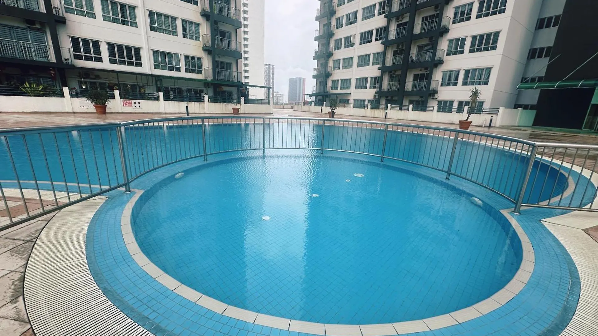 Bukit Jalil 9 Pax, Oug, Old Klang Road, Midvalley, Pavilion 2, Puchong, Kuala Lumpur Malajsie