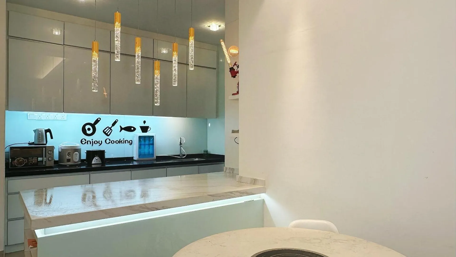 Appartement Bukit Jalil 9 Pax, Oug, Old Klang Road, Midvalley, Pavilion 2, Puchong, Kuala Lumpur